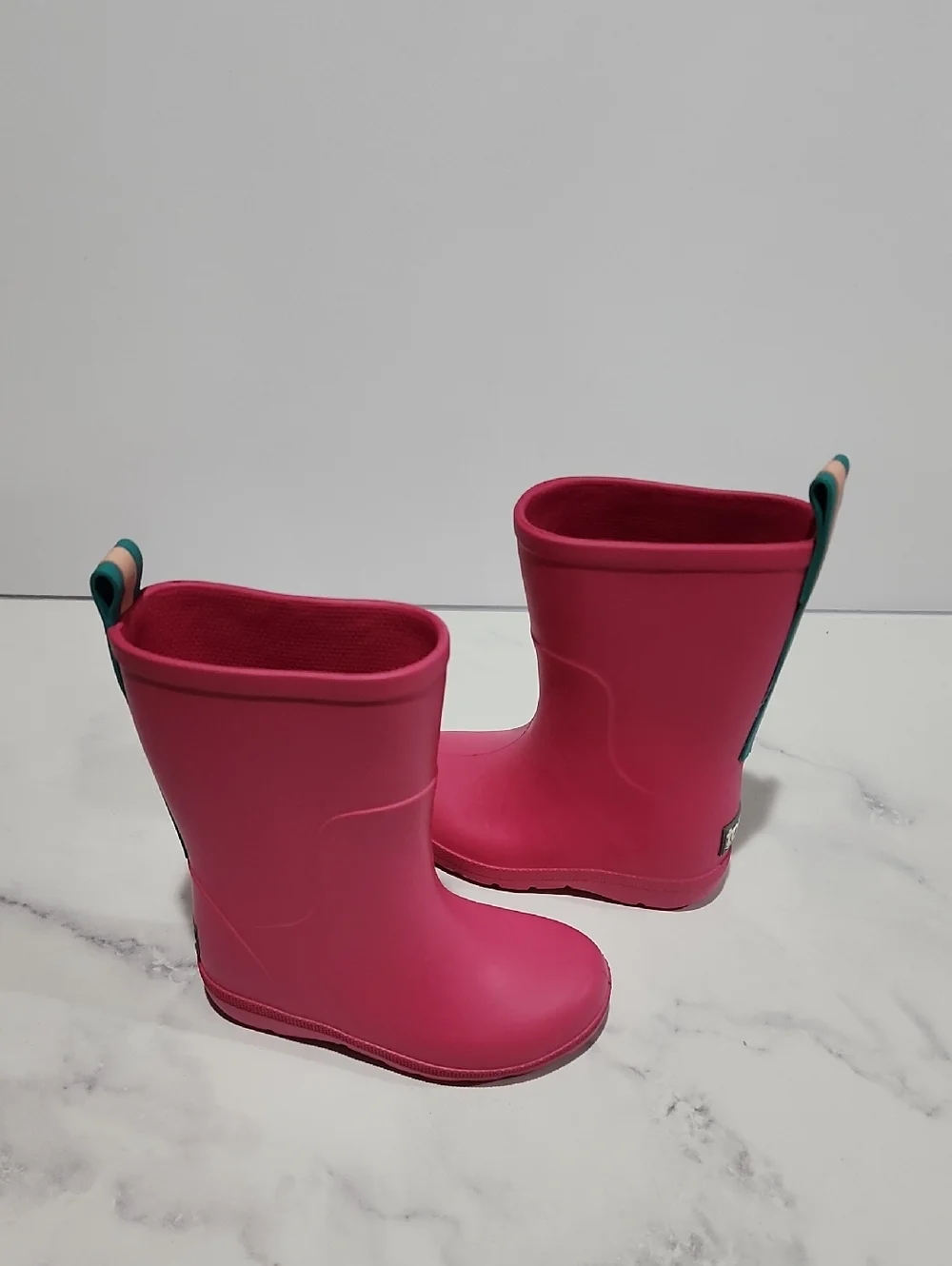 totes stylish pink